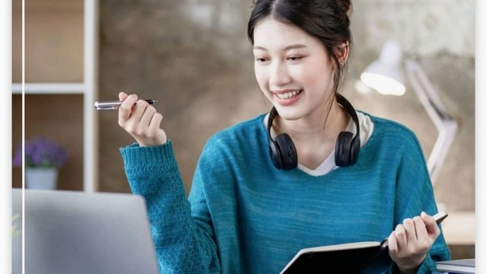 Cách đu trào lưu cheap moment với Idol hiệu quả nhất là mua đồ tương tự những gì Idol mặc từ các shop phổ biến hoặc những nơi bán đồ rẻ hơn.